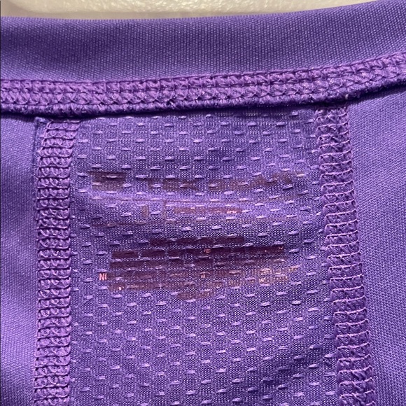 Lot of Four Women's Athletic Workout Tops - Fuchsia, Teal, Heather, Purple - Picture 13 of 14